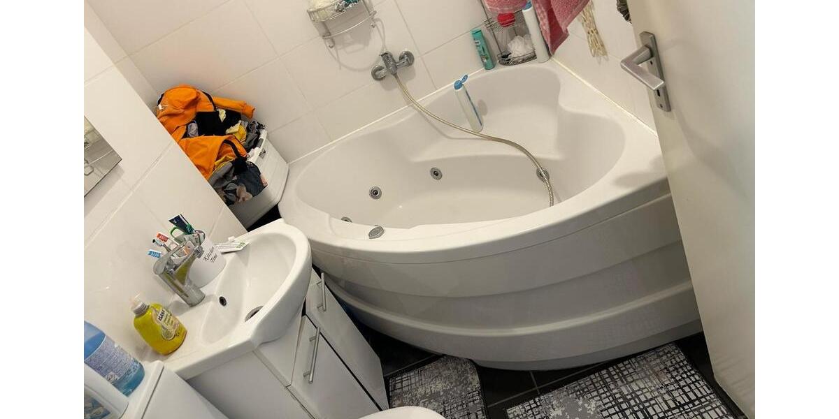 Etagenwohnung Ludwigshafen am Rhein - 2 Zimmer, 43 m&sup2;, 140.000&euro; | Angebot:25084129