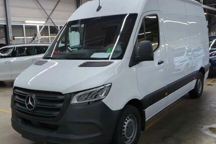 Mercedes-Benz Sprinter 139.890 km 28.900 &euro; Frankfurt 60386
