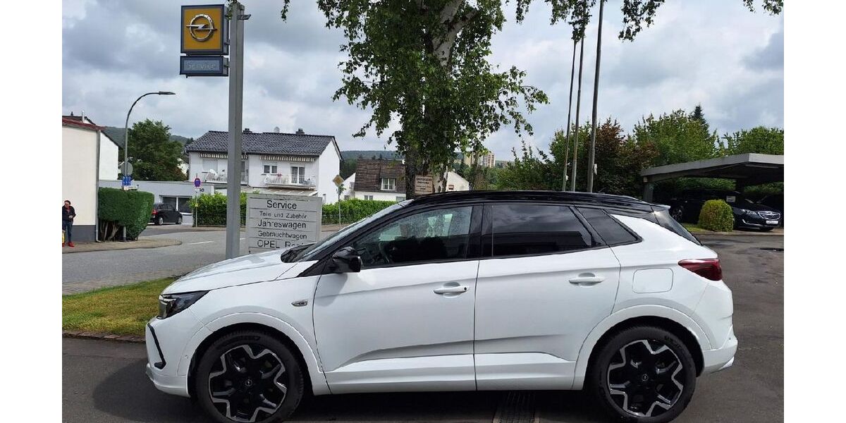 Opel Grandland (X) 23.900 km 30.888 &euro; Taunusstein 65232