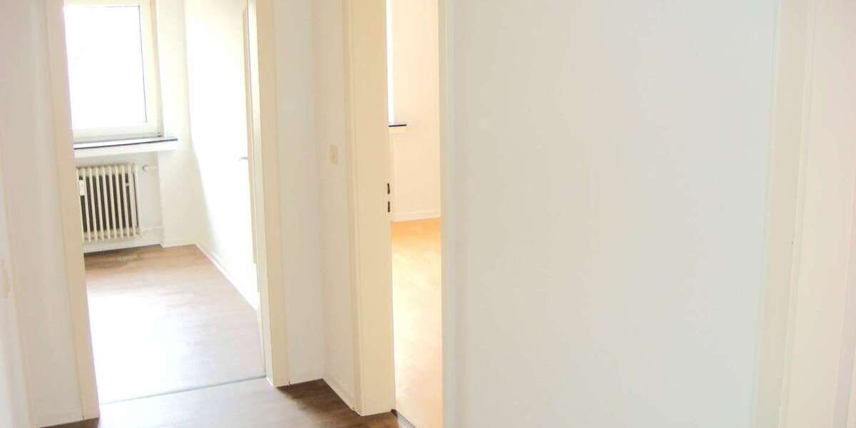 Etagenwohnung Uetze - 3 Zimmer, 80 m&sup2;, 535&euro; | Angebot:26274798