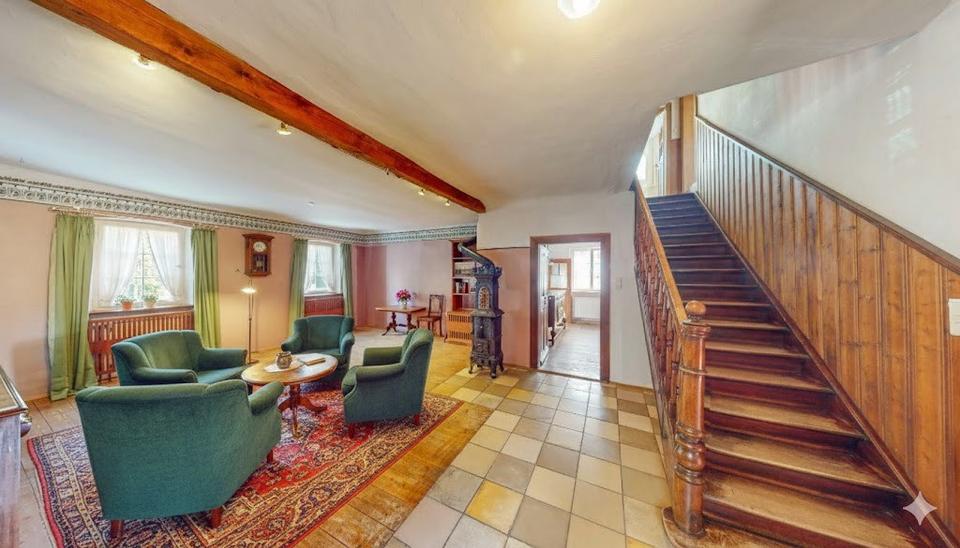 Einfamilienhaus Iphofen - 7 Zimmer, 199 m&sup2;, 1.498&euro; | Angebot:26045229