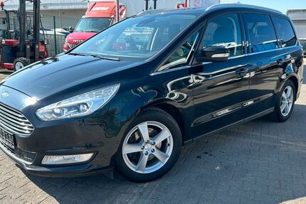 Ford Galaxy 250.000 km 8.925 € Großschirma 09603