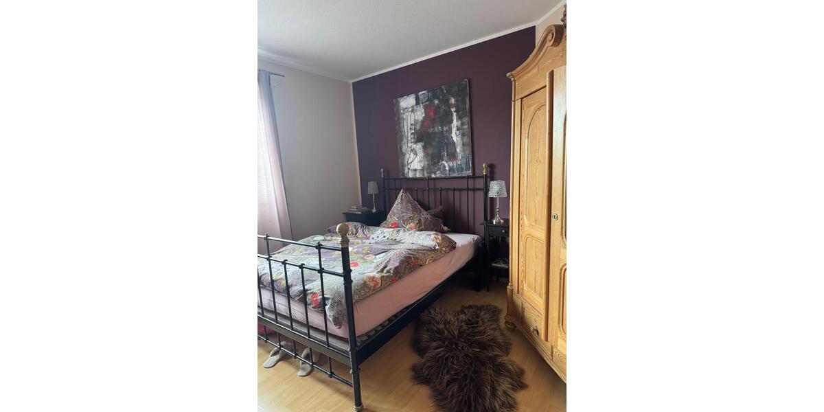 Etagenwohnung Rinteln - 6 Zimmer, 220 m&sup2;, 1.800&euro; | Angebot:26351998