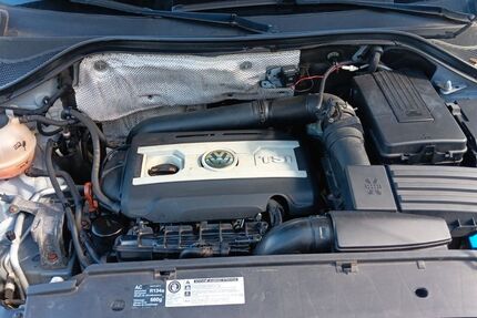 VW Tiguan 221.000 km 4.990 &euro; Kalkar 47546