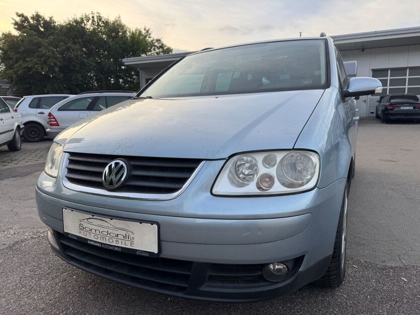 VW Touran 200.000 km 4.350 € Schwäbisch Gmünd 73525