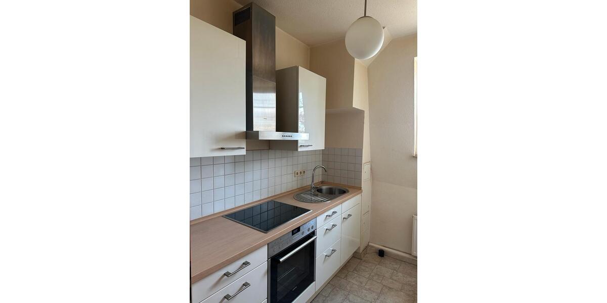 Dachgeschoßwohnung Crimmitschau - 2 Zimmer, 62 m&sup2;, 43.000&euro; | Angebot:27270867