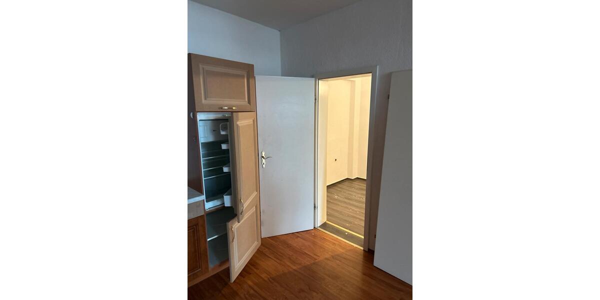 Etagenwohnung Artern - 4 Zimmer, 115 m&sup2;, 999&euro; | Angebot:25294460