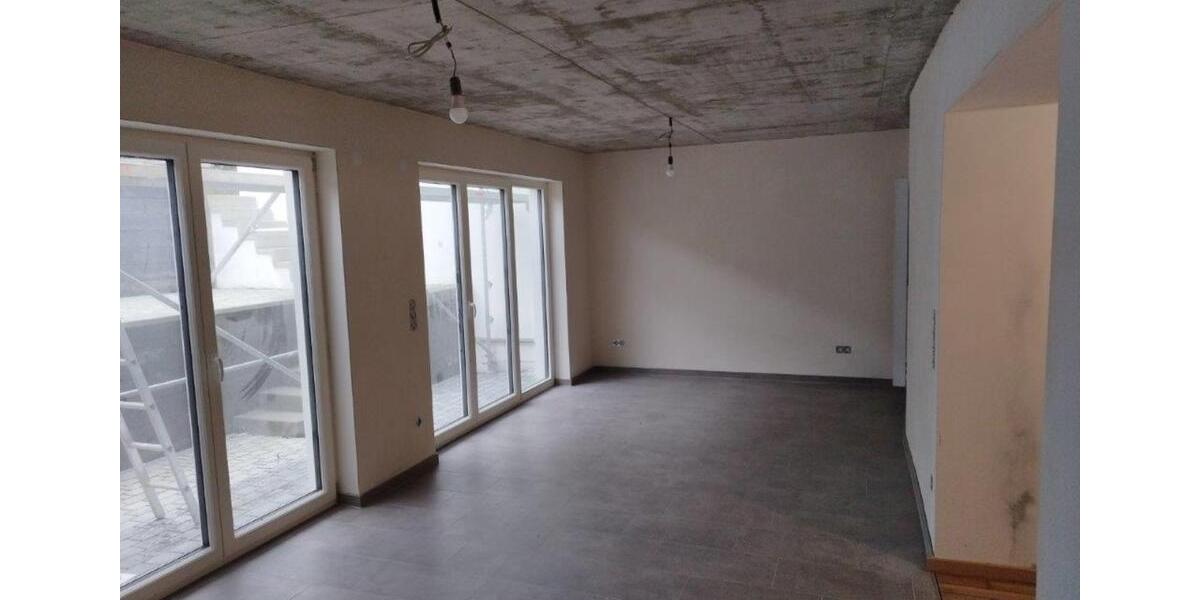 Einfamilienhaus Tawern - 9 Zimmer, 192 m&sup2;, 1.985&euro; | Angebot:25894625