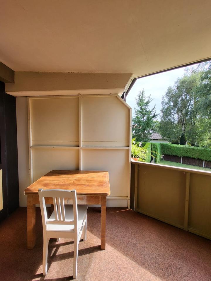 2-Zimmer Wohnung mit Balkon und Keller, großes Bad, ohne EBK