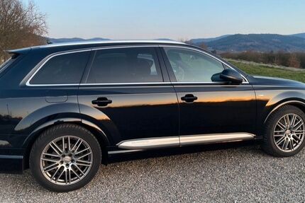 Audi Q7 234.000 km 24.300 &euro; Rülzheim 76761