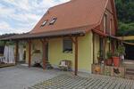 Einfamilienhaus mit Scheune