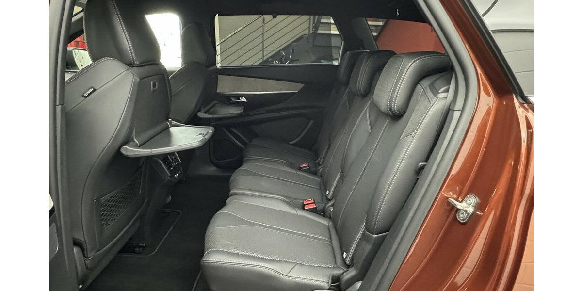 Peugeot 5008 GT Pt 130 EAT 8 AHK 1.Hand 7 Sitze 13.300 km 26.620 &euro; Lich 35423