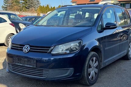 VW Touran 269.118 km 2.950 &euro; Friedberg 86316