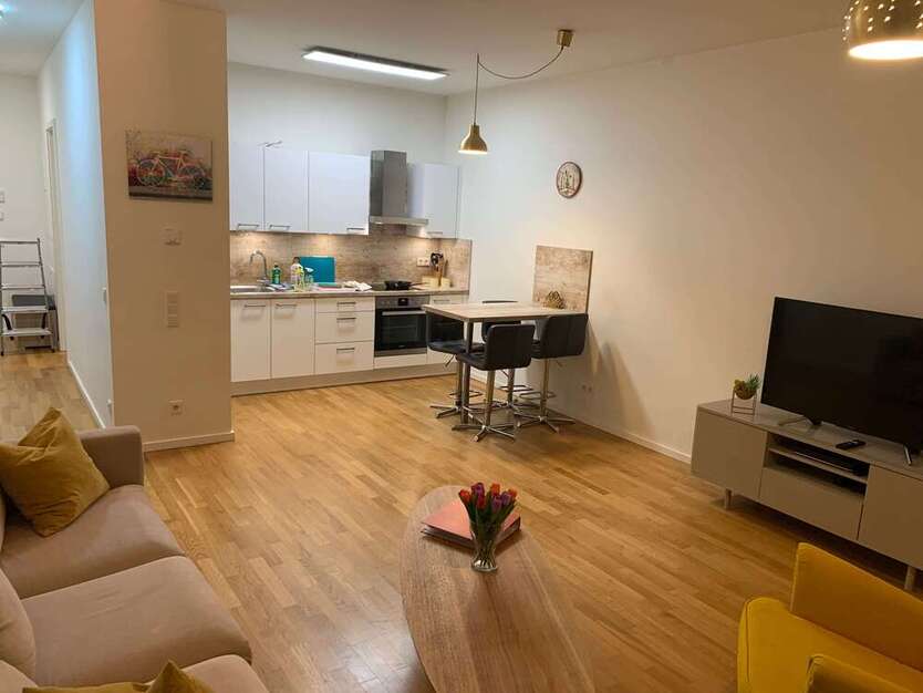 Wohnung zum Mieten in Berlin 1.414 € 58.57 m²