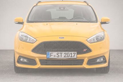 Ford Focus 104.000 km 17.900 &euro; Elsterwerda 04910