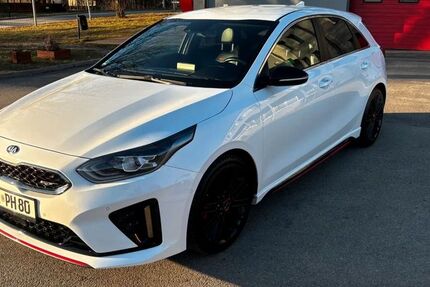 Kia ceed / Ceed 52.500 km 11.000 &euro; Nürnberg 90459