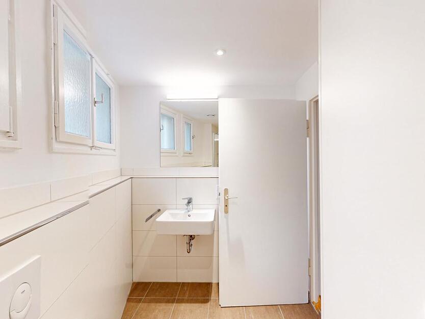 Möbliertes Apartment mit Einbauküche zimmer