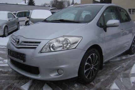 Toyota Auris 108.996 km 6.999 &euro; Dresden 01219