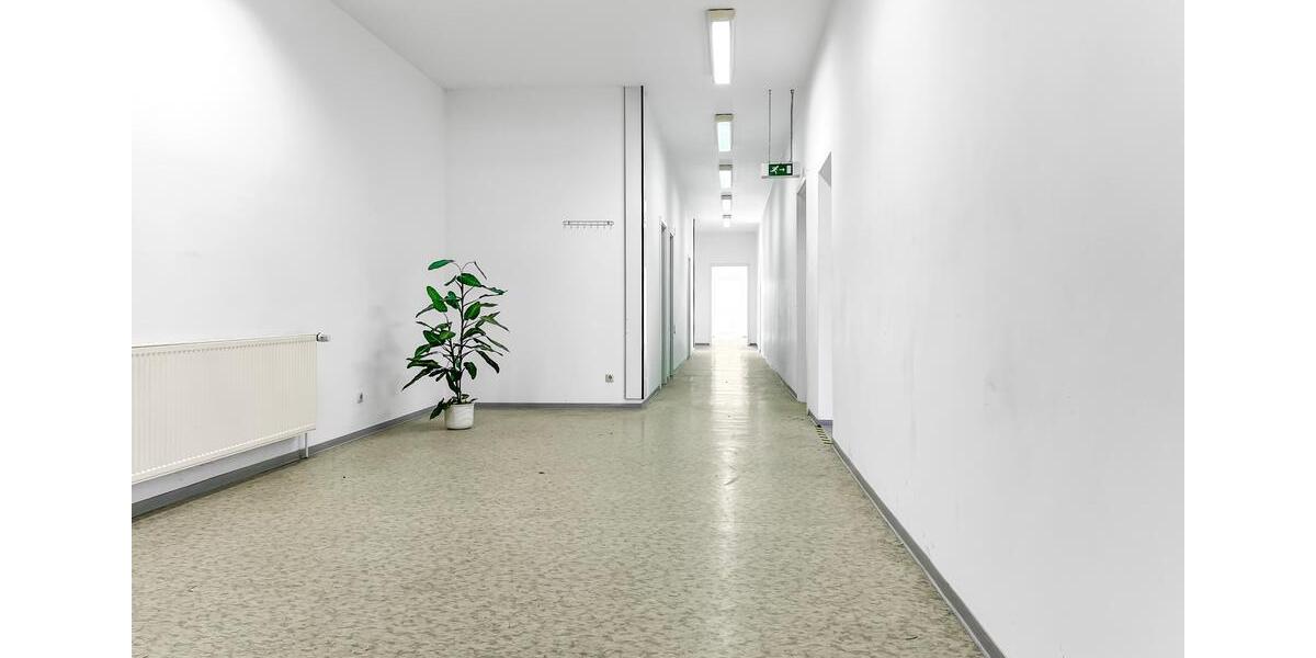 Gewerbeobjekt Genthin - 1.242&euro; | Angebot:24075359