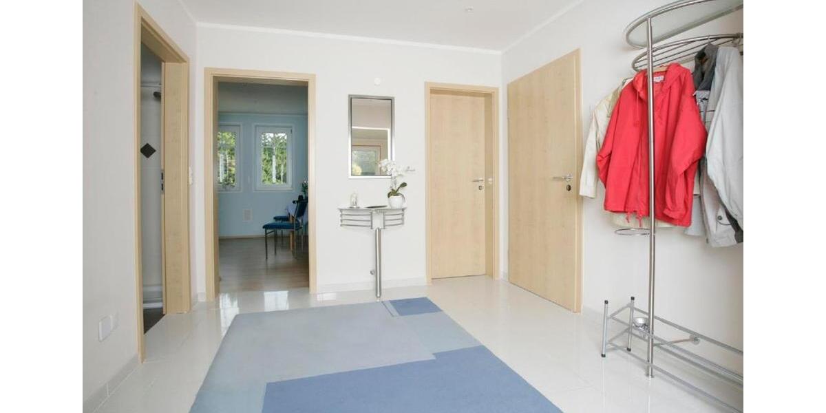 Mehrfamilienhaus, Wohnhaus Winterberg - 9 Zimmer, 200 m&sup2;, 550.000&euro; | Angebot:26960043