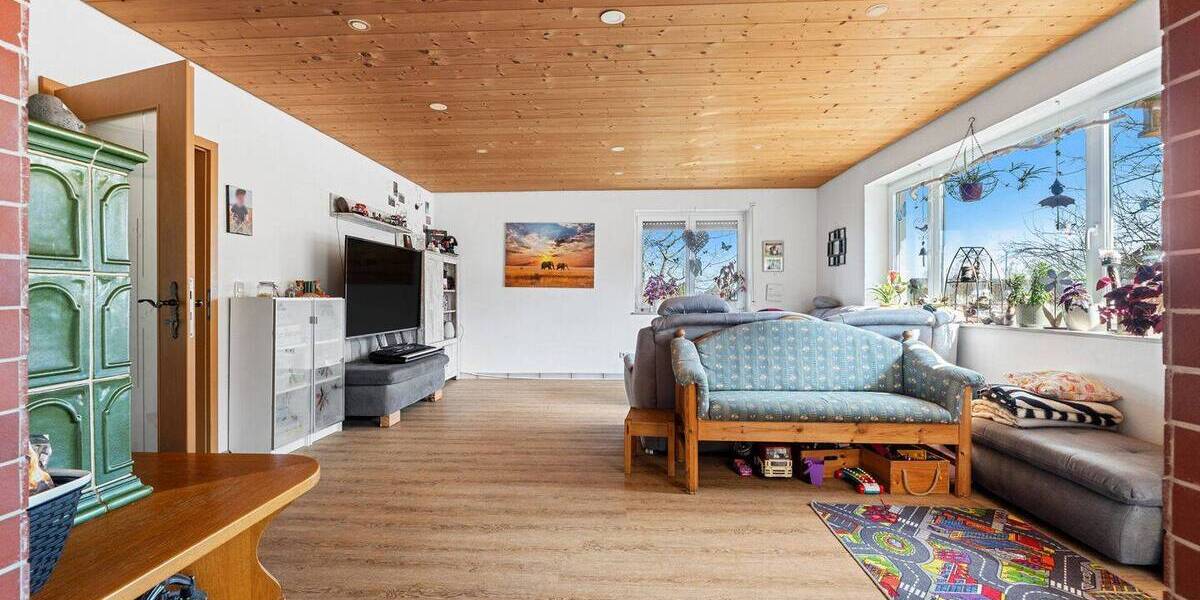 Einfamilienhaus Wiedergeltingen - 6 Zimmer, 245 m&sup2;, 715.000&euro; | Angebot:26065795