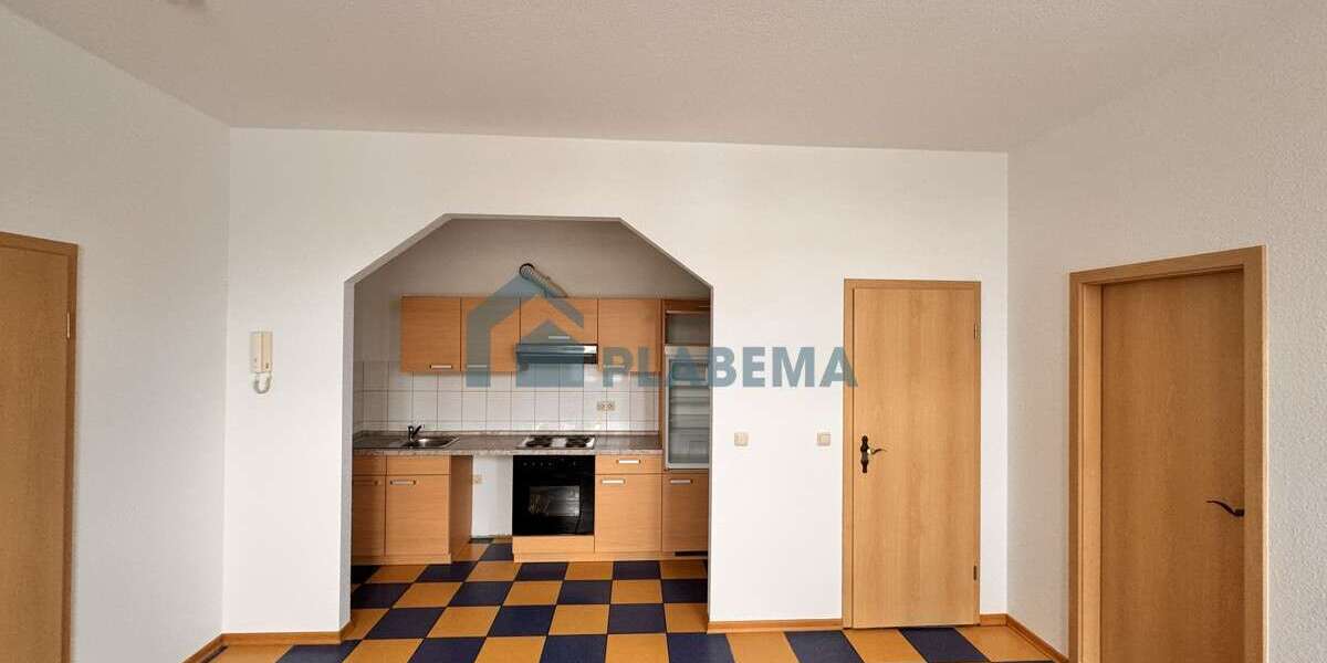 Etagenwohnung Neustrelitz - 2 Zimmer, 38 m&sup2;, 525&euro; | Angebot:26856964
