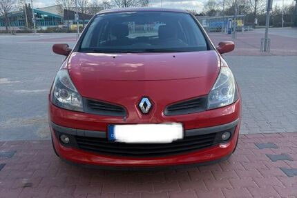 Renault Clio 138.000 km 2.290 &euro; Cottbus 03044