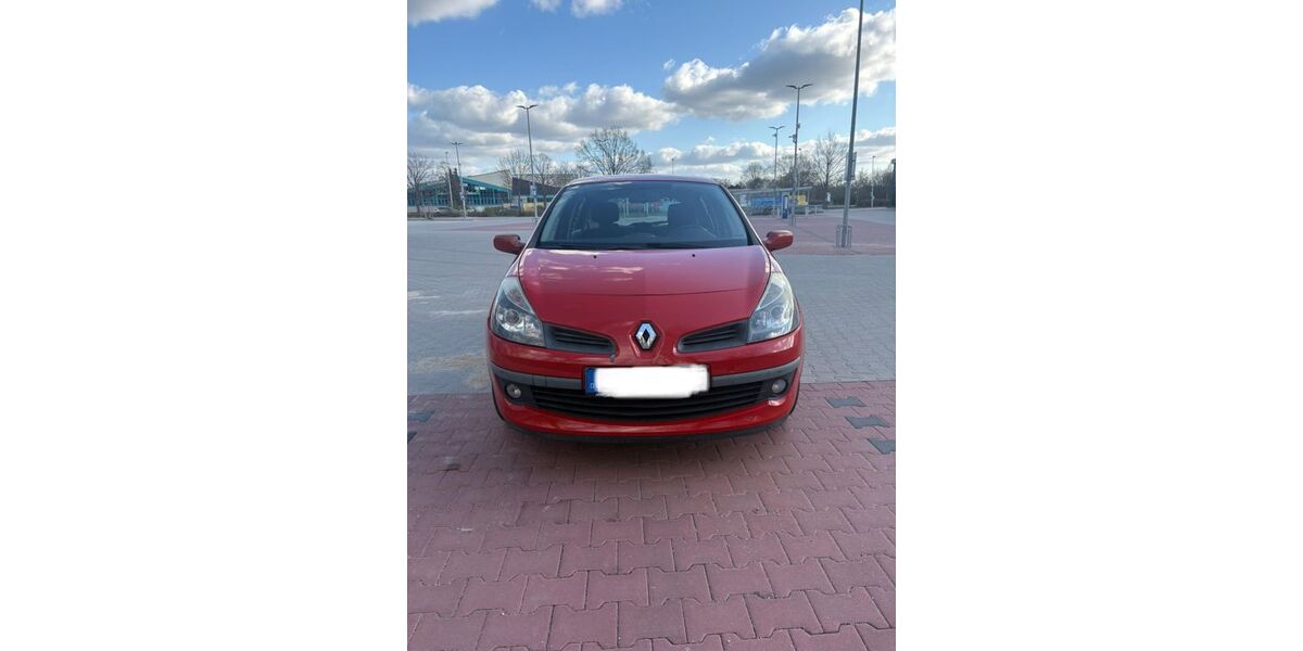 Renault Clio 138.000 km 2.290 &euro; Cottbus 03044