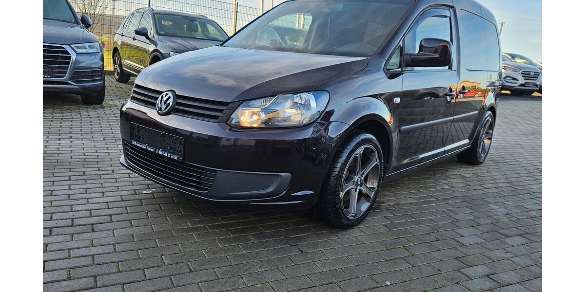 VW Caddy 82.820 km 9.650 &euro; Calden 34379
