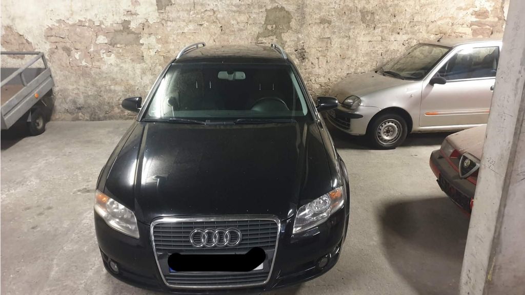 Audi A4 215.000 km 1.800 &euro; Pforzheim 75177
