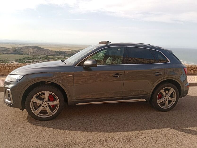 Audi Q5 42.500 km 43.800 € Frankfurt am Main 60325