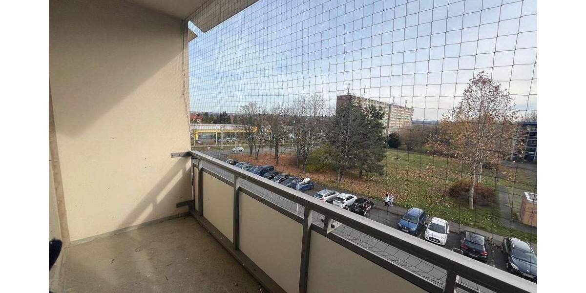 Zimmer Zwickau Neuplanitz - 3 Zimmer, 60 m&sup2;, 250&euro; | Angebot:25700353