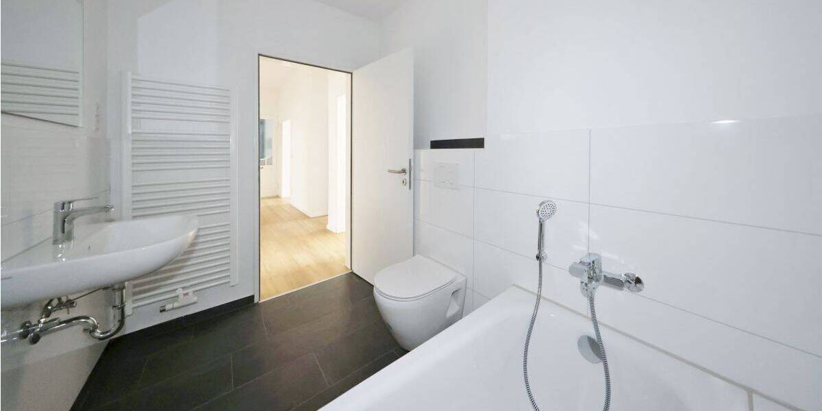 Etagenwohnung Wilhelmshaven Heppens - 3 Zimmer, 94 m&sup2;, 750&euro; | Angebot:26825665