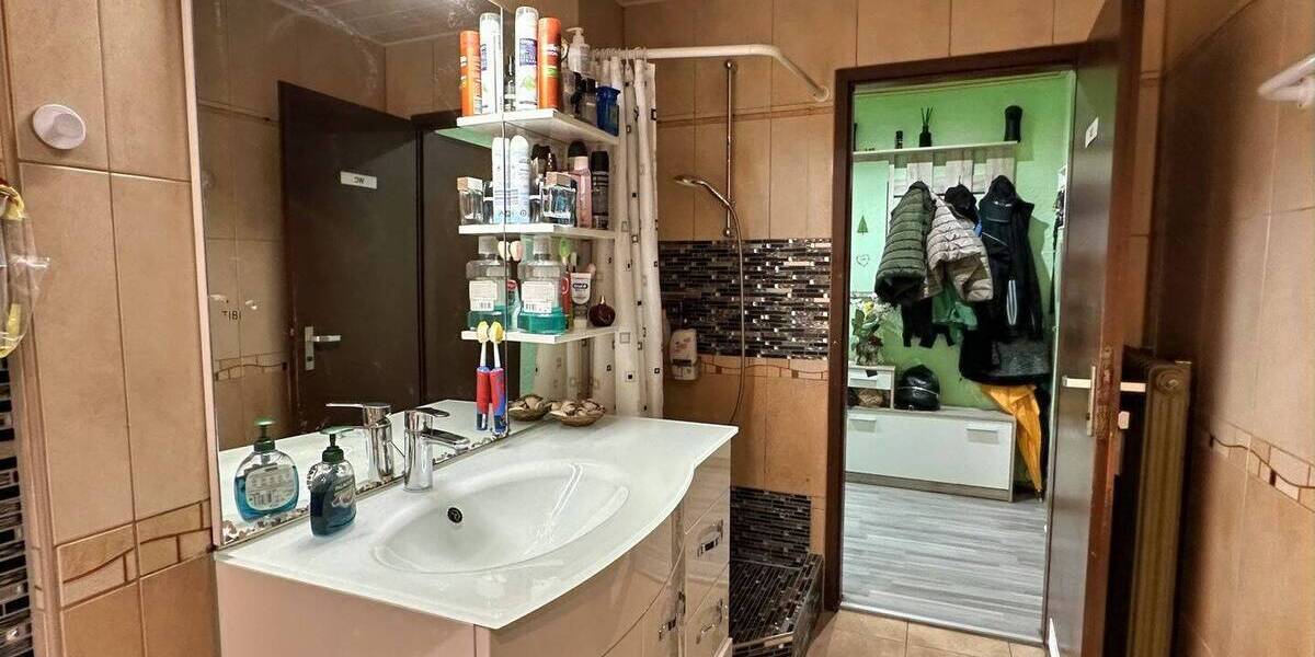 Etagenwohnung Pfullingen - 3 Zimmer, 74 m&sup2;, 259.000&euro; | Angebot:26570434