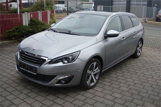 Peugeot 308 100.200 km 10.900 € Fürth 90763