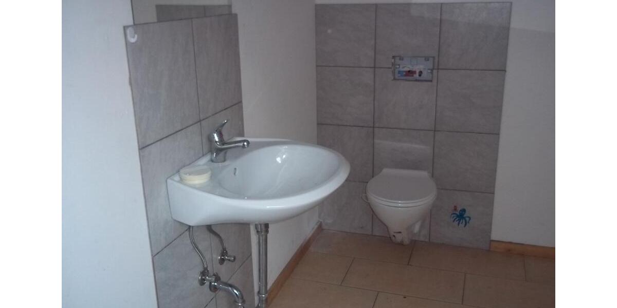 Einfamilienhaus Willebadessen - 11 Zimmer, 200 m&sup2;, 119.000&euro; | Angebot:26552134