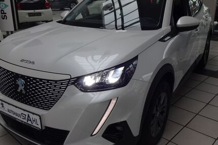 Peugeot 2008 32.227 km 17.950 € Werl 59457