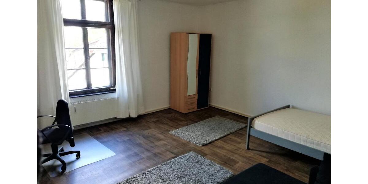 Etagenwohnung Lehre - 4 Zimmer, 150 m&sup2;, 1.040&euro; | Angebot:26384892