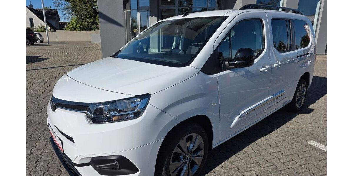 Toyota Proace City 56.950 km 27.999 &euro; Königsbrunn / Augsburg 86343