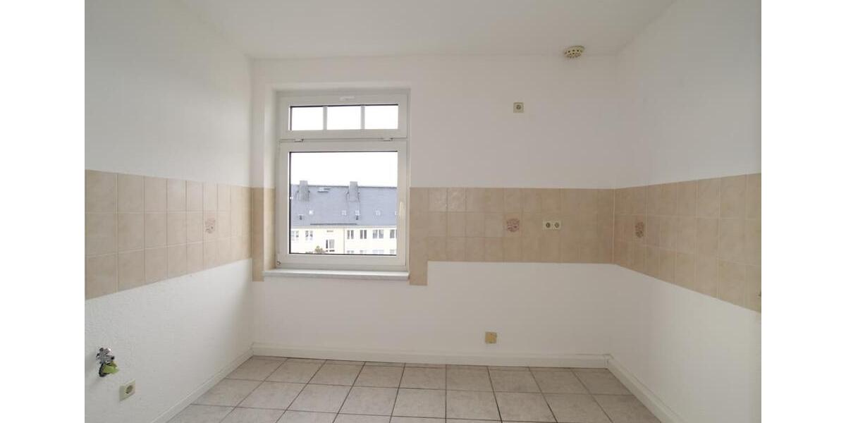 Etagenwohnung Zschopau - 2 Zimmer, 62 m&sup2;, 300&euro; | Angebot:26109536