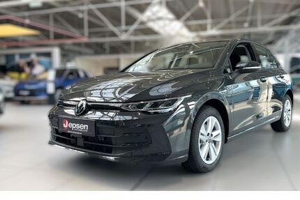 VW Golf 4.900 km 28.970 &euro; Regensburg 93053