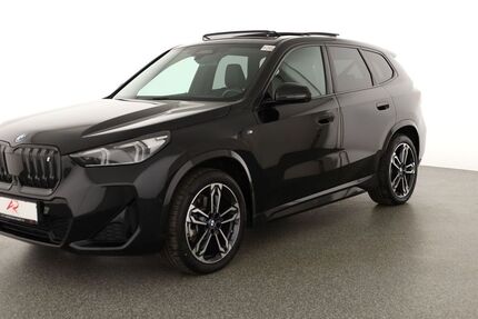 BMW iX1 15.931 km 45.880 &euro; Berlin 12103