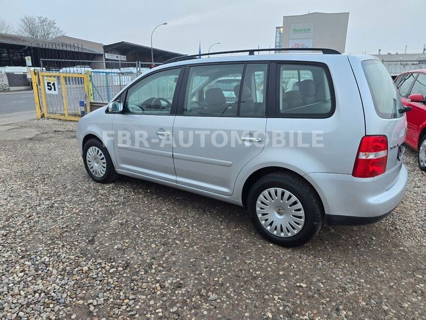 VW Touran 346.286 km 2.799 € BONN 53227