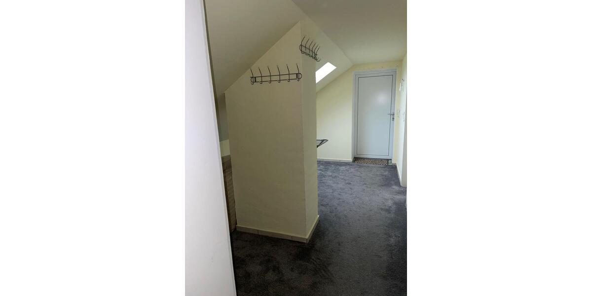 Dachgeschoßwohnung Merzig - 3.5 Zimmer, 65 m&sup2;, 800&euro; | Angebot:26549987
