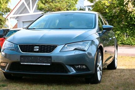 Seat Leon 218.203 km 8.850 &euro; Wackersdorf 92442