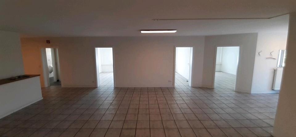 Gewerbeobjekt Peterswald-Löffelscheid Löffelscheid - 800&euro; | Angebot:26202151