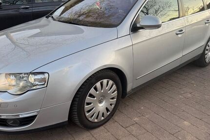 VW Passat 293.000 km 2.699 &euro; Trier 54290