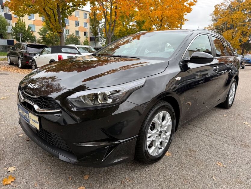 Kia ceed Sportswagon 93.760 km 18.900 € München 81243