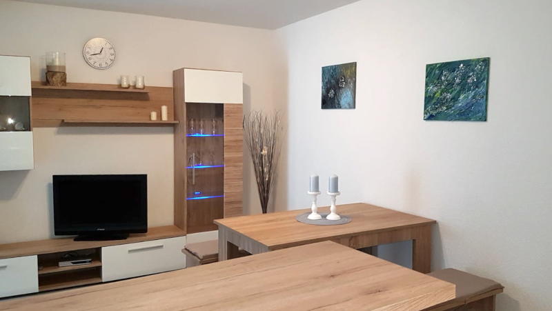 ObjNr:18938 - Hochwertig saniertes Zweifamilienhaus mit Ladenanteil 8 zimmer