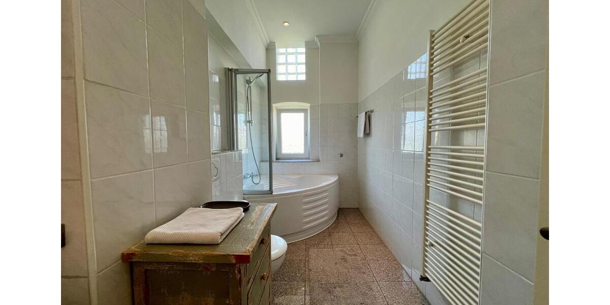 Wohnen auf Zeit Düsseldorf Stadtbezirk 3 - 2 Zimmer, 72 m&sup2;, 1.595&euro; | Angebot:26663134